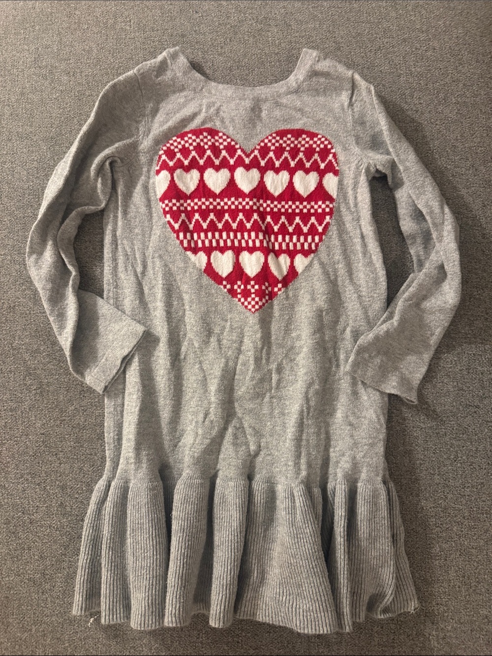 5/$15- GAP Gray Knit Dress with Red & White Heart Motif